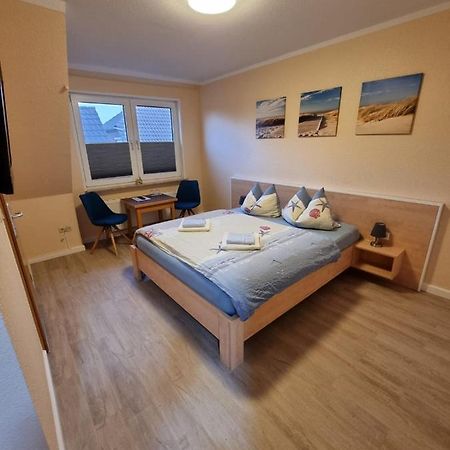 Hotel Pension Nordseewelle นอร์ดไดค์ ภายนอก รูปภาพ