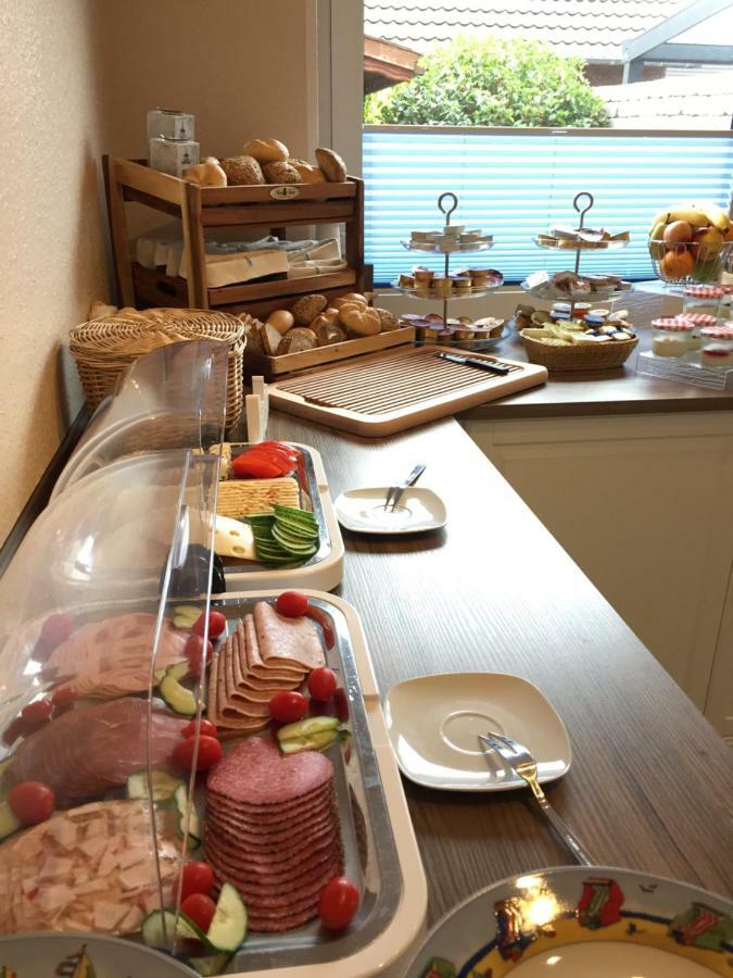 Hotel Pension Nordseewelle นอร์ดไดค์ ภายนอก รูปภาพ