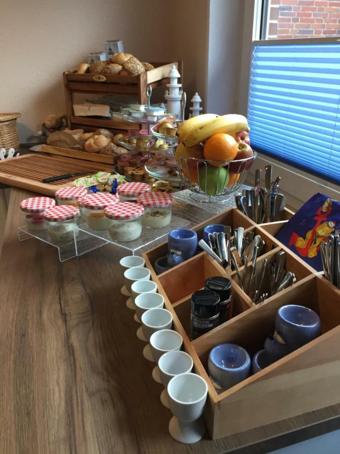 Hotel Pension Nordseewelle นอร์ดไดค์ ภายนอก รูปภาพ